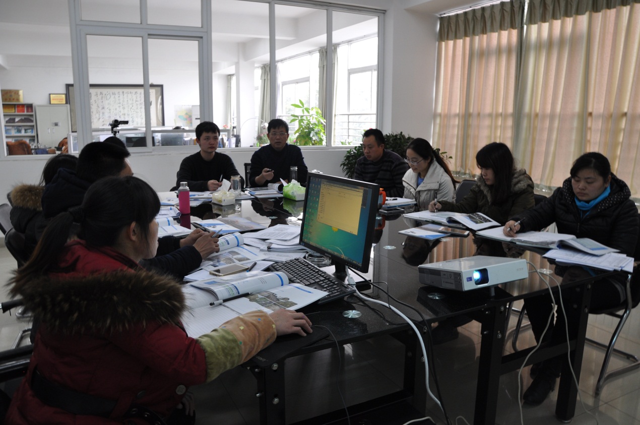 2014乐玩在线手机版(大中国区)年末培训会-1.jpg